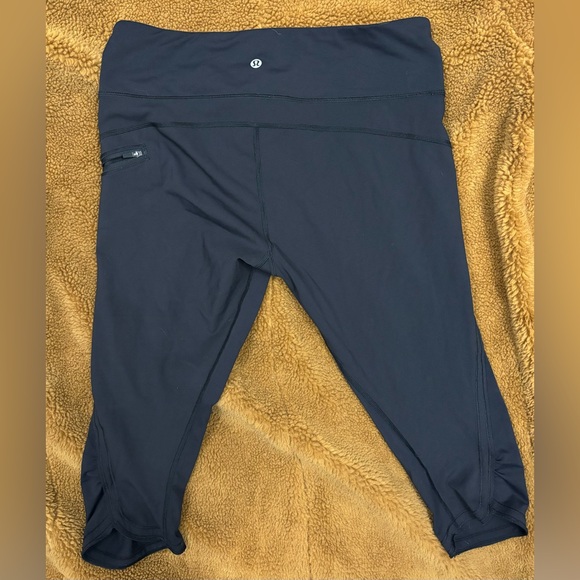 Lululemon capri leggings - Picture 3 of 3